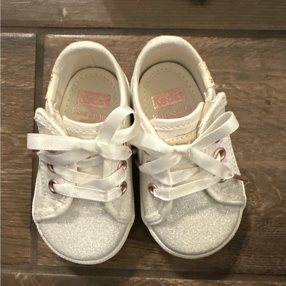 NIB SIZE 2 Kate Spade Keds